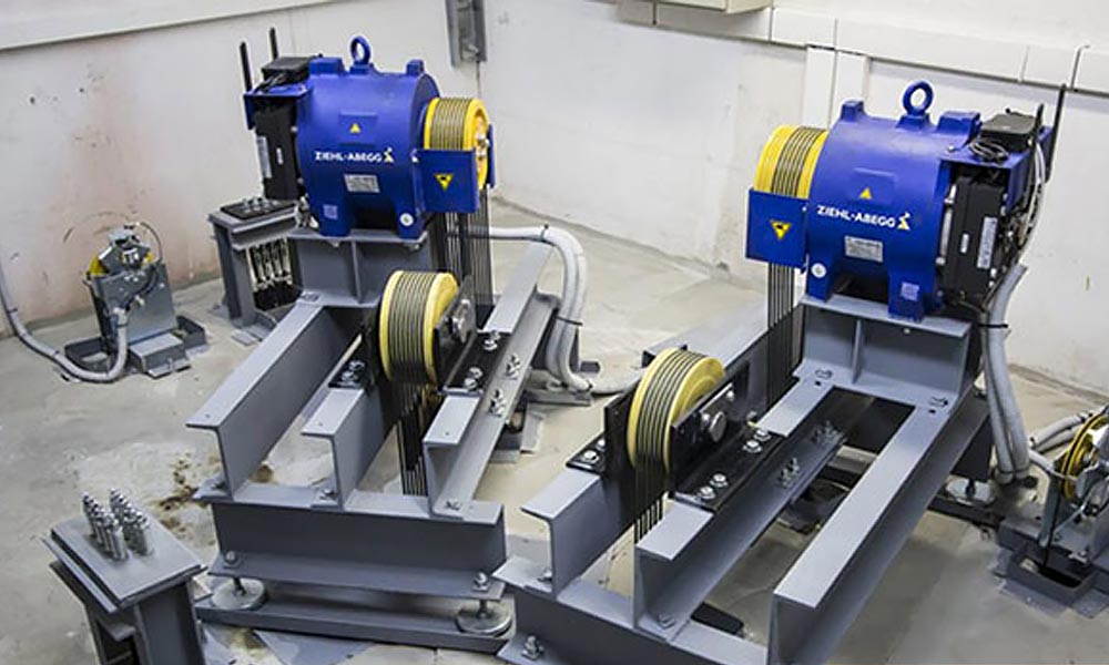 بررسی معایب و مزایای موتور گیرلس آسانسور