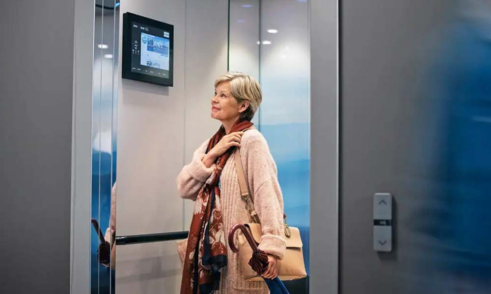 کاربرد و ویژگی‌های هوش مصنوعی در صنعت آسانسور